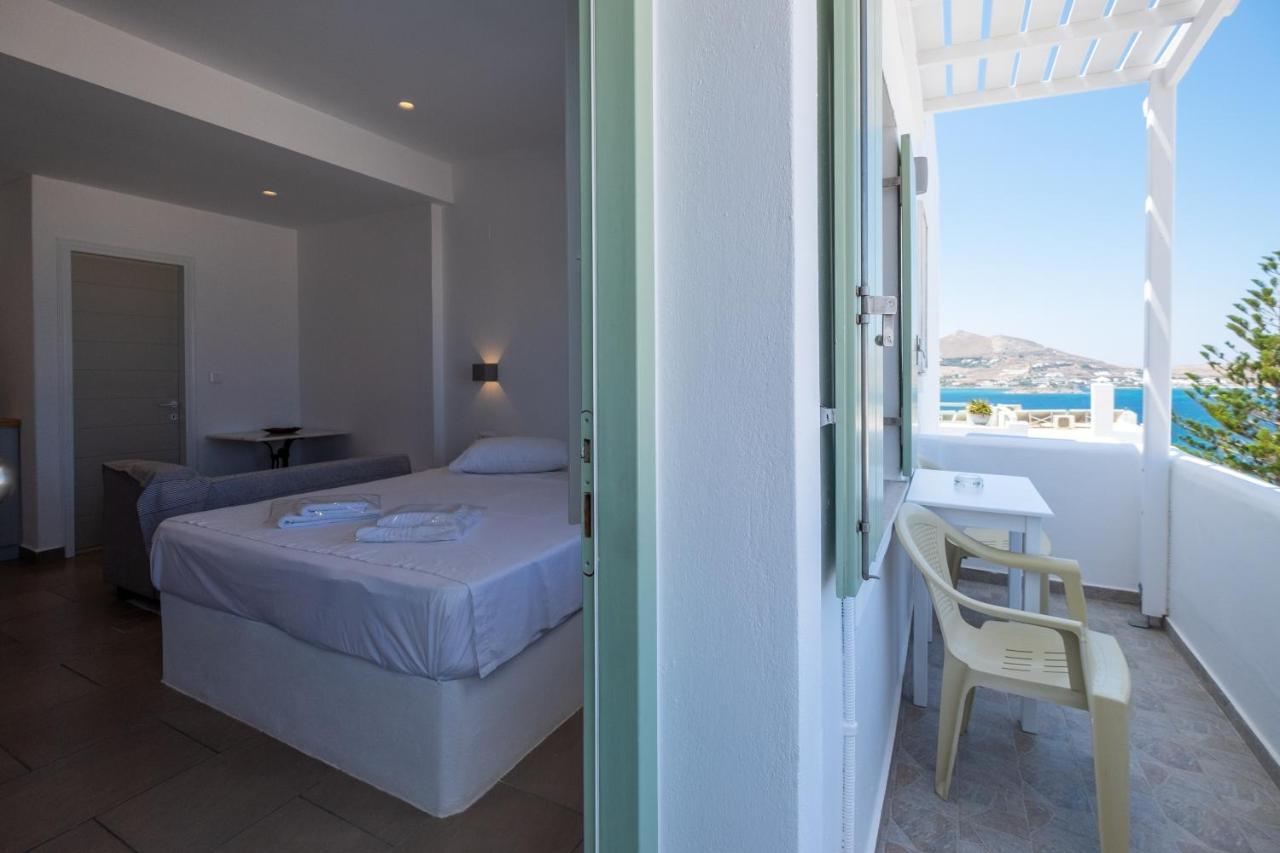 Lorenzo Studios And Suites Paros Νάουσα Εξωτερικό φωτογραφία