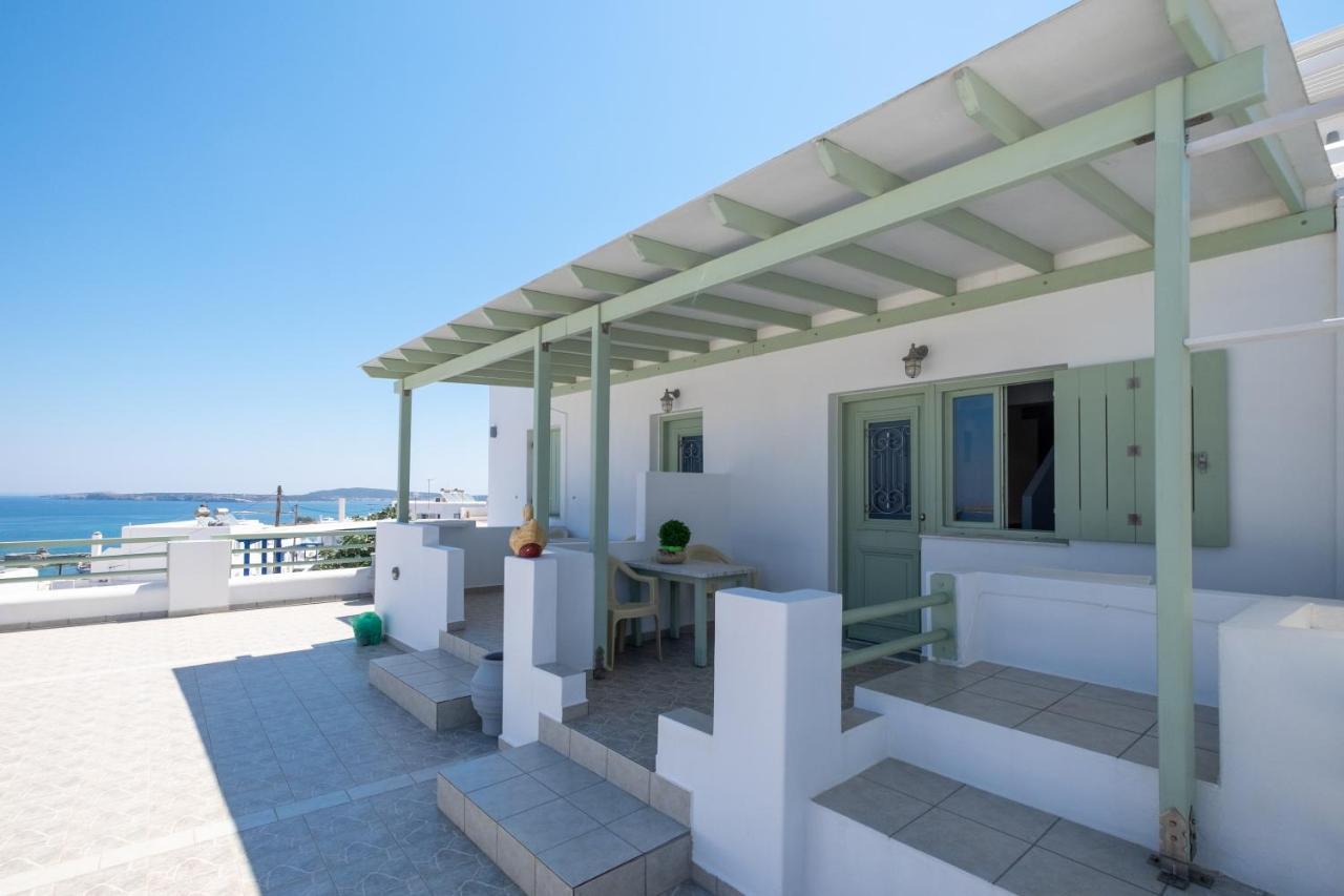 Lorenzo Studios And Suites Paros Νάουσα Εξωτερικό φωτογραφία