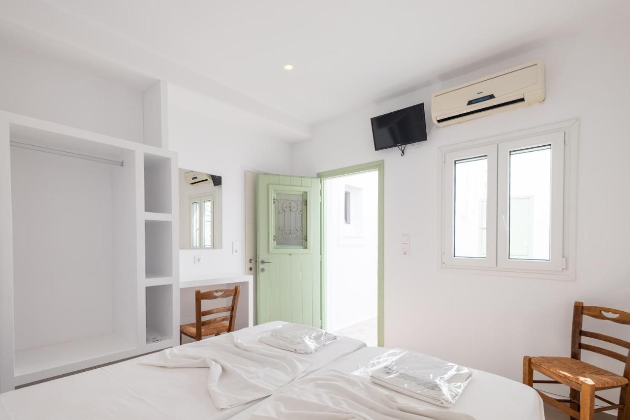 Lorenzo Studios And Suites Paros Νάουσα Εξωτερικό φωτογραφία