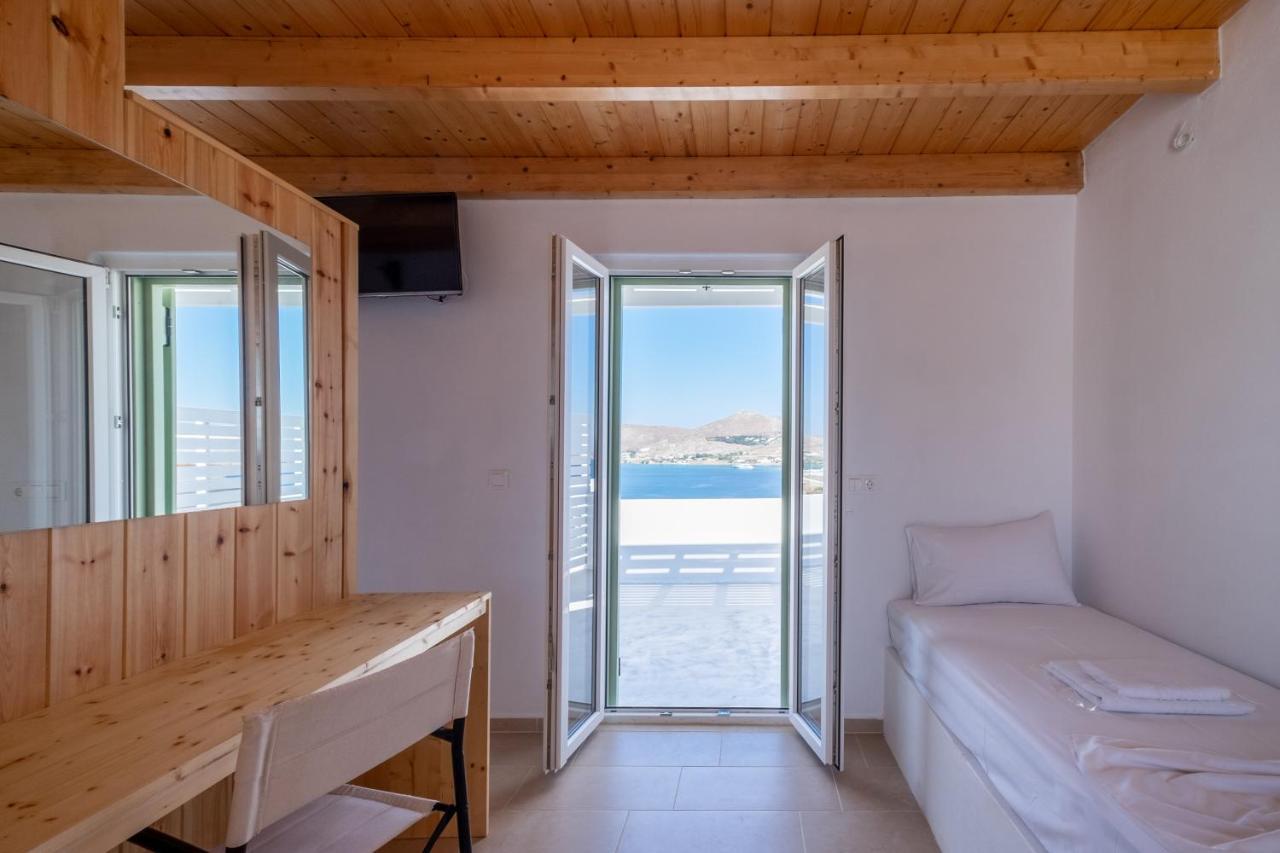 Lorenzo Studios And Suites Paros Νάουσα Εξωτερικό φωτογραφία