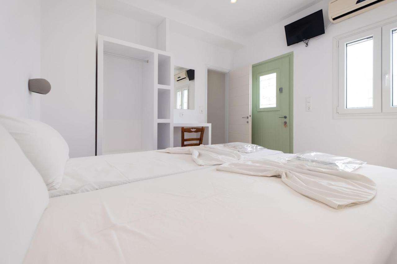 Lorenzo Studios And Suites Paros Νάουσα Εξωτερικό φωτογραφία