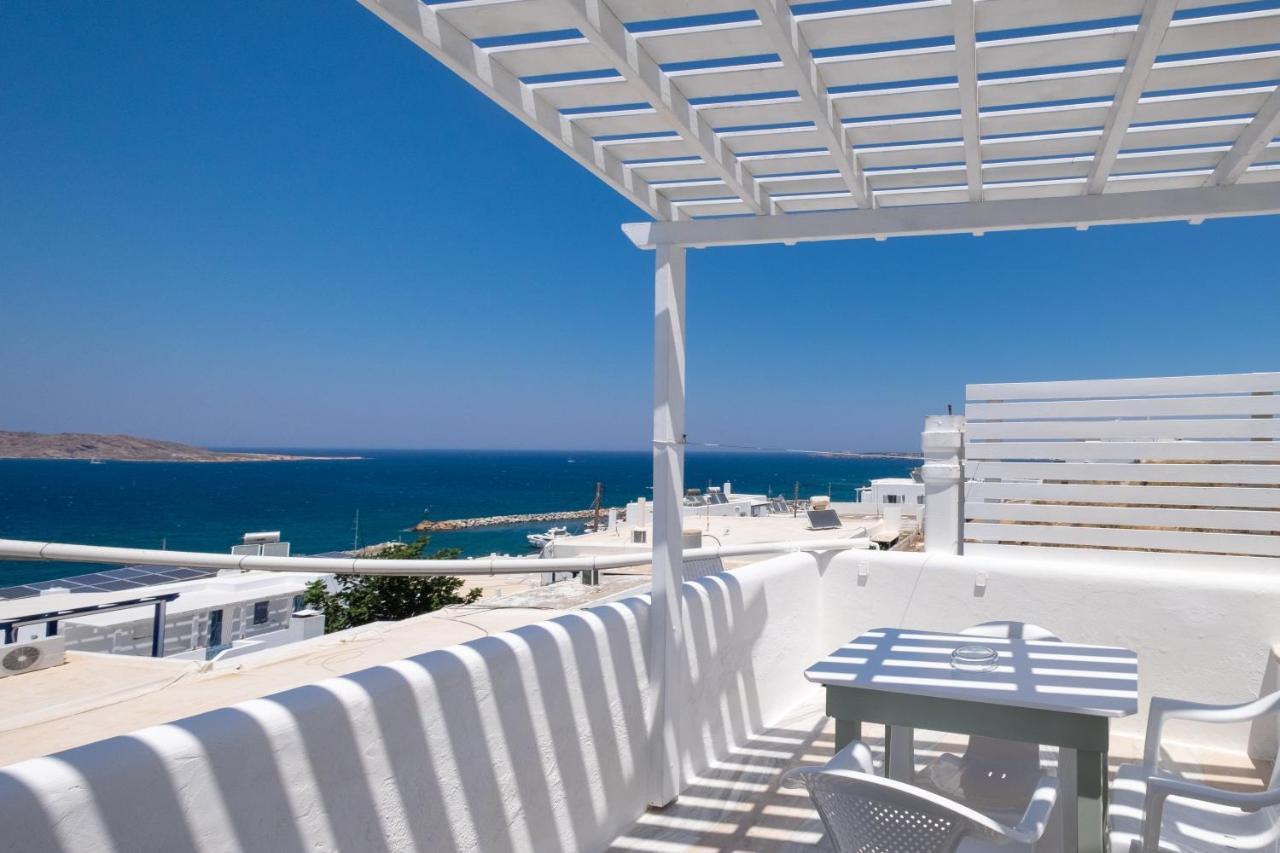 Lorenzo Studios And Suites Paros Νάουσα Εξωτερικό φωτογραφία