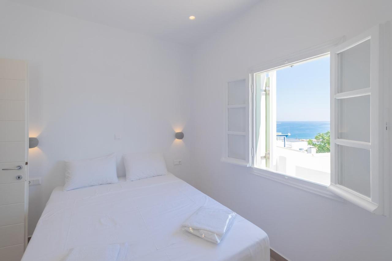 Lorenzo Studios And Suites Paros Νάουσα Εξωτερικό φωτογραφία